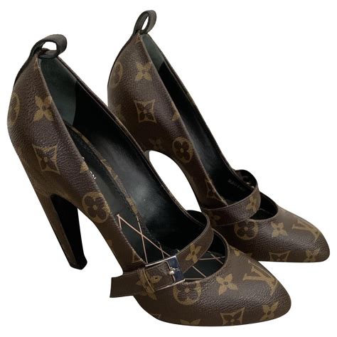 louis vuitton pumps bachelor|louis vuitton heels.